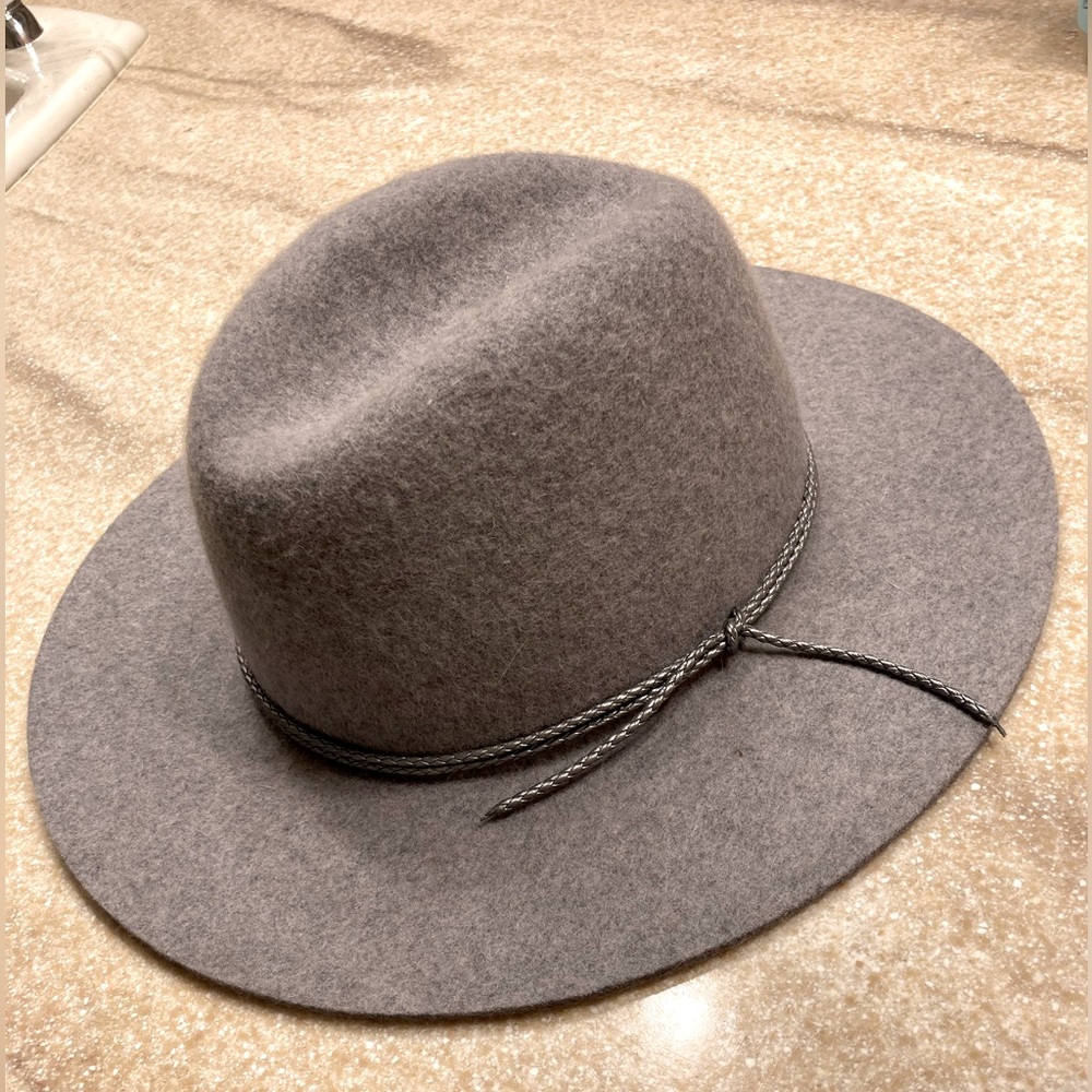 Gap Accessories - Felt Hat